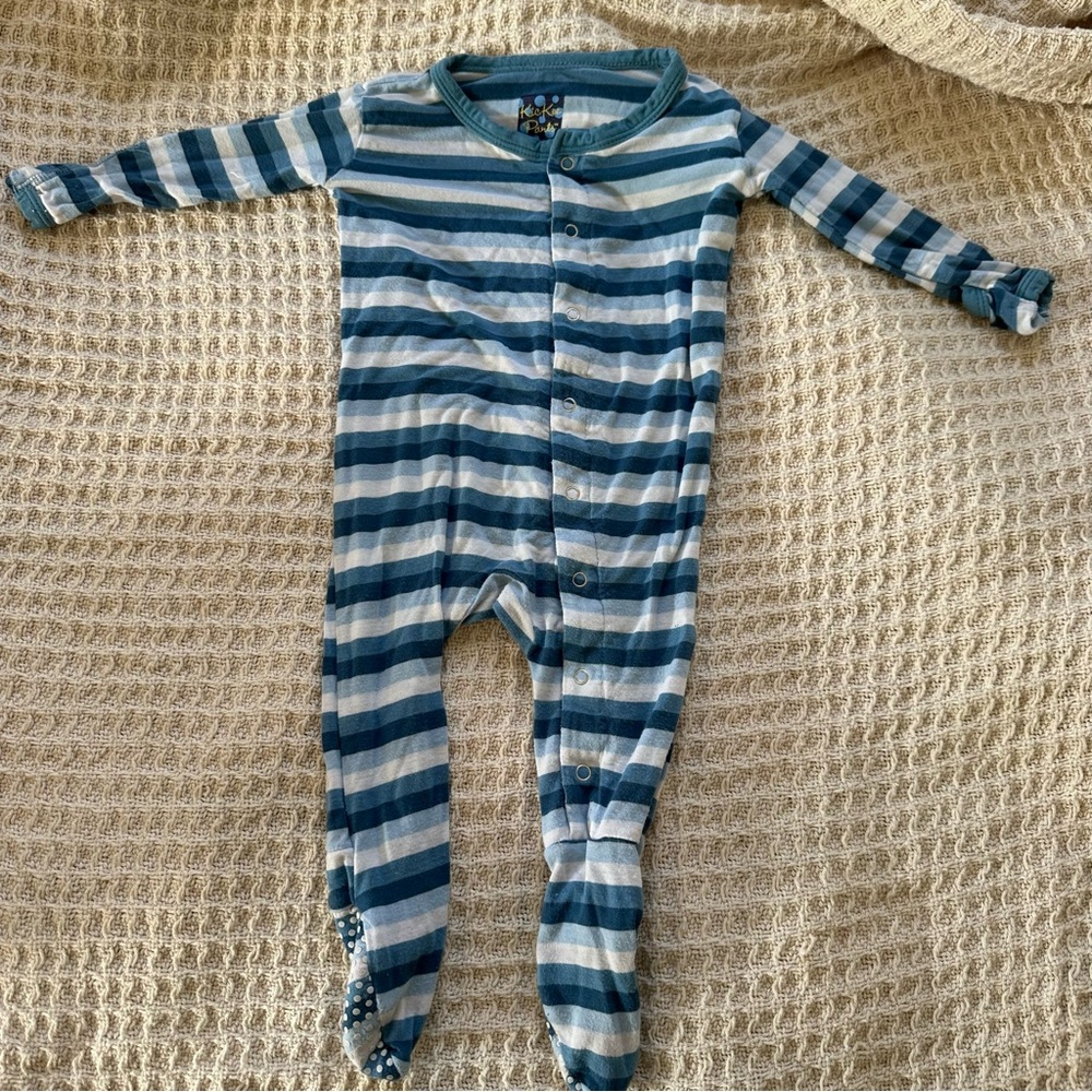 Kickee Pants Button Footie